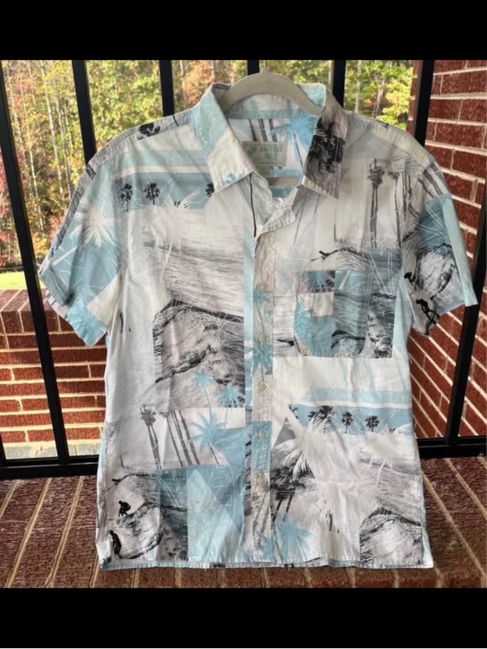 American Eagle Outfitters Light Blue and White Tropical Button-Up Shirt
